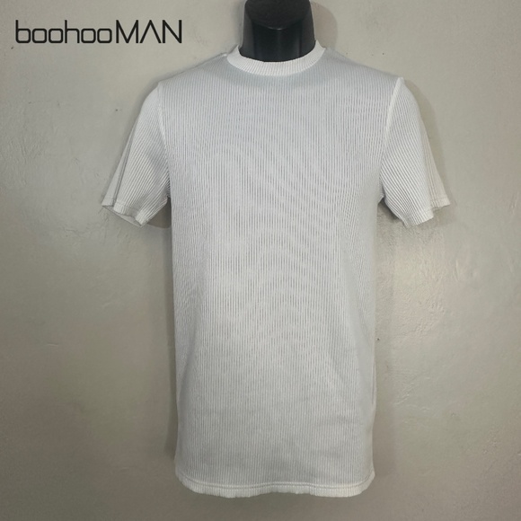 BoohooMAN Ribbed Body Con Stretch T Shirt XS New without tags 95% polyester - Picture 1 of 5